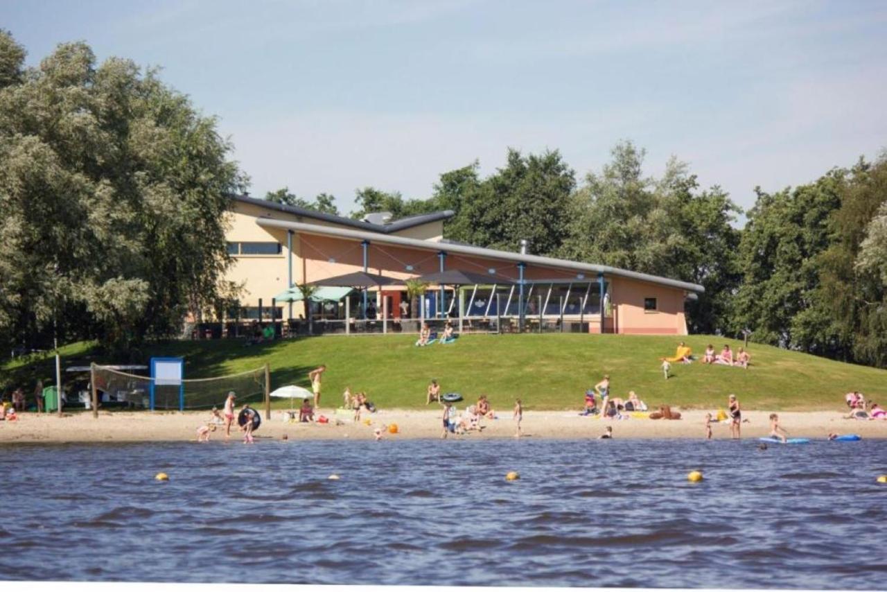 Willa Kajuit423 6Pers 5Sterren Vakantiepark Bergumermeer Aan Het Water In Friesland Met Zwembad Suameer Zewnętrze zdjęcie